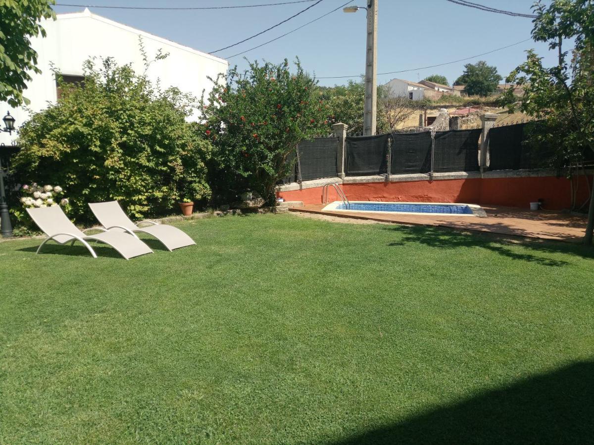 Hotel Villa Maria Fuentes de Béjar Eksteriør bilde